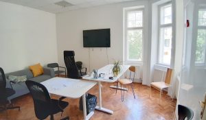 100 m2 - samostatné , príjemné priestory v historickej budove