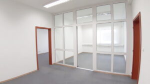91 m2 a 118 m2 - príjemné kancelárie v tichom prostredí v Ružinove