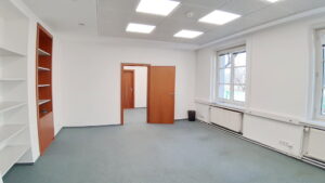 58 m2-  kancelárie pri OC Centrál / Trnavské mýto