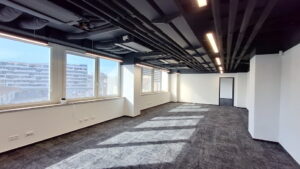 137 m2 – samostatný administratívny celok v širšom centre ( Nivy)