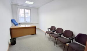 15,50 m2 -  príjemná kancelária pri OC Centrál / Trnavské mýto