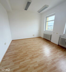 17 m2 - 36 m2 - kancelárie v centre mesta